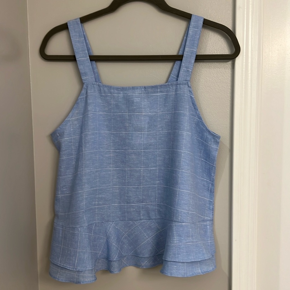 Le Kate size small blue summer top. NWT
💋Final price💋